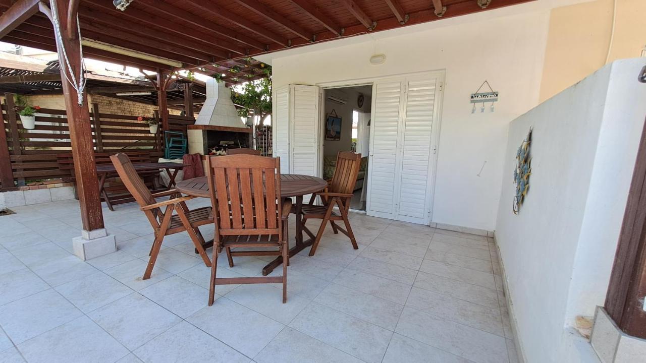 Relaxing Seaside Manors Apartment Larnaca Luaran gambar