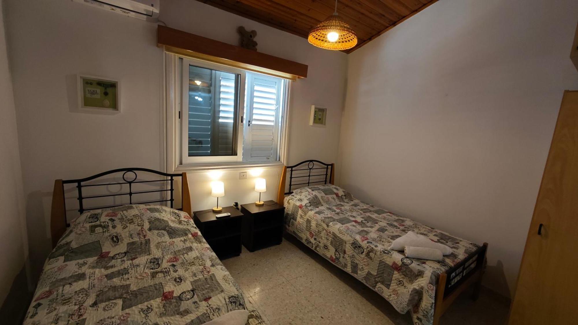 Relaxing Seaside Manors Apartment Larnaca Luaran gambar